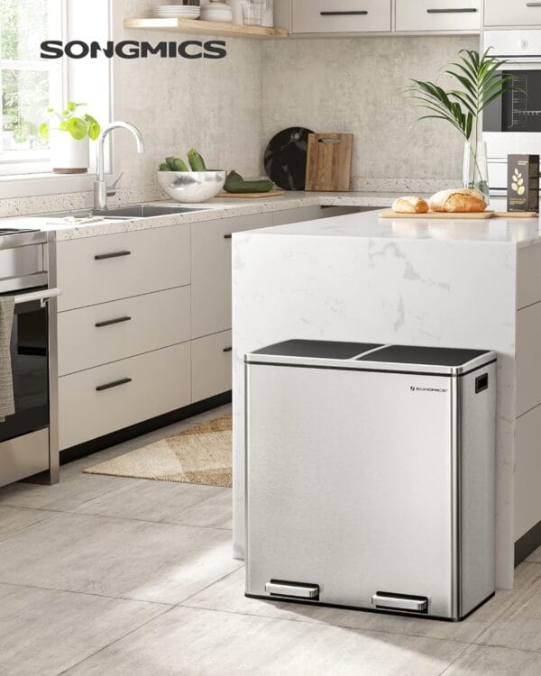 818xz4o2V2L._AC_SL1500_.jpg 2 x 8 Gallon (2 x 30 L) Garbage Can for Kitchen
